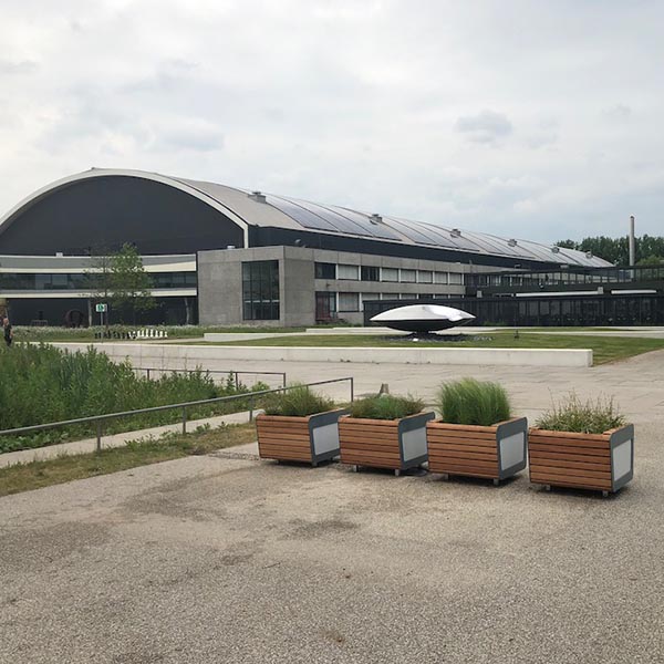 122463 straatmeubilair plantenbak wegafzetting 